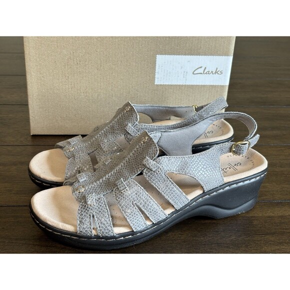 CLARKS Collection Sandals, Light Gray Leather Lexi Marigold  Women's 9.5 M NEW! - Picture 1 of 9